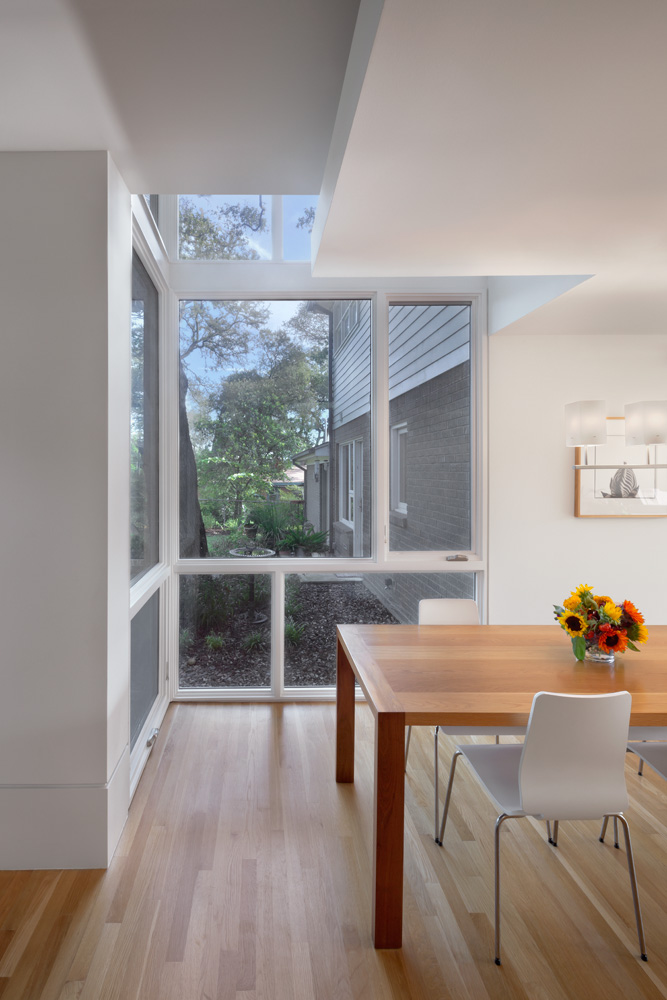 A dining's room window corner.