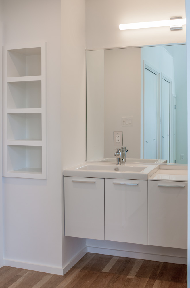 A white bathroom's sink.